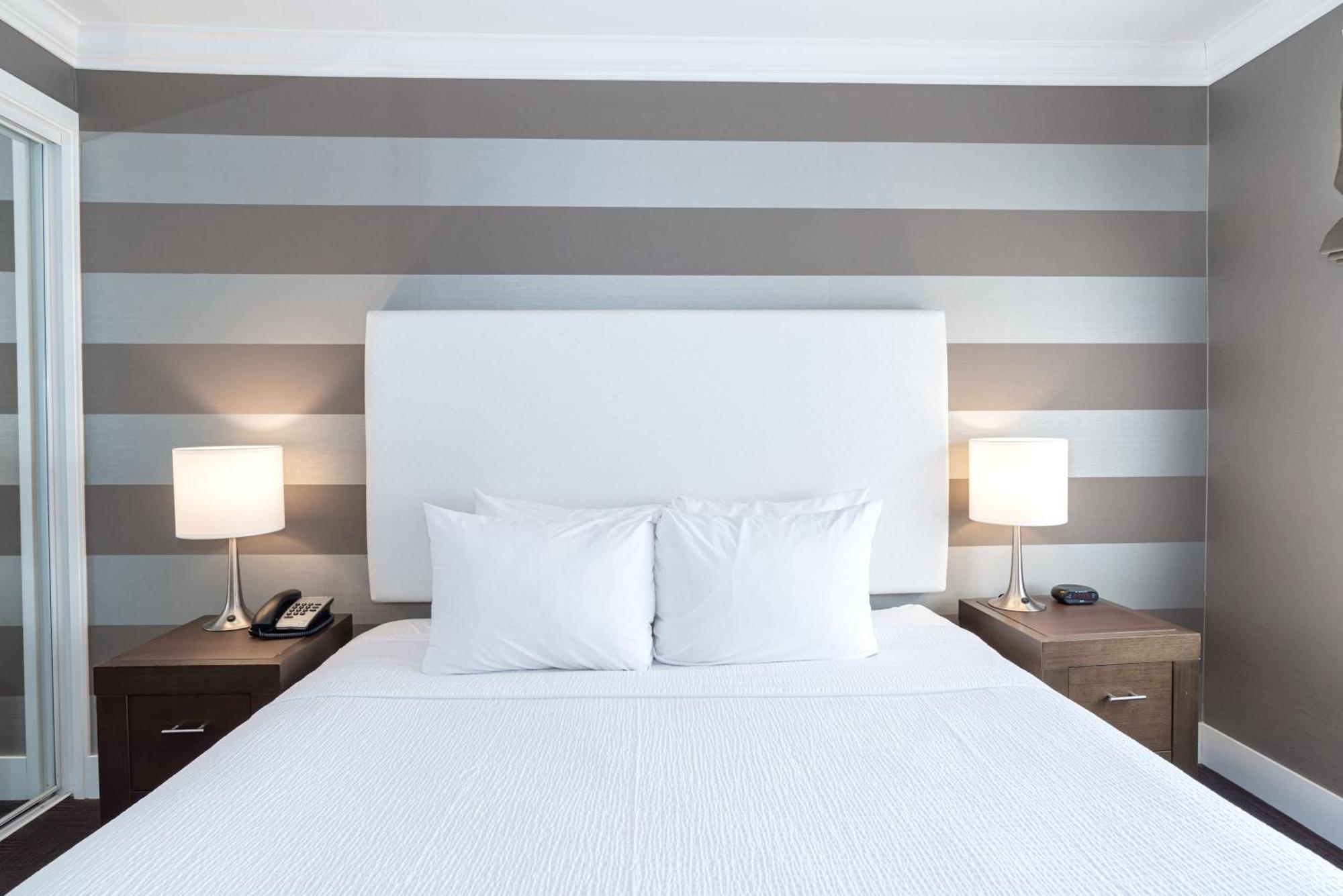 Sandman Hotel Edmonton West Luaran gambar