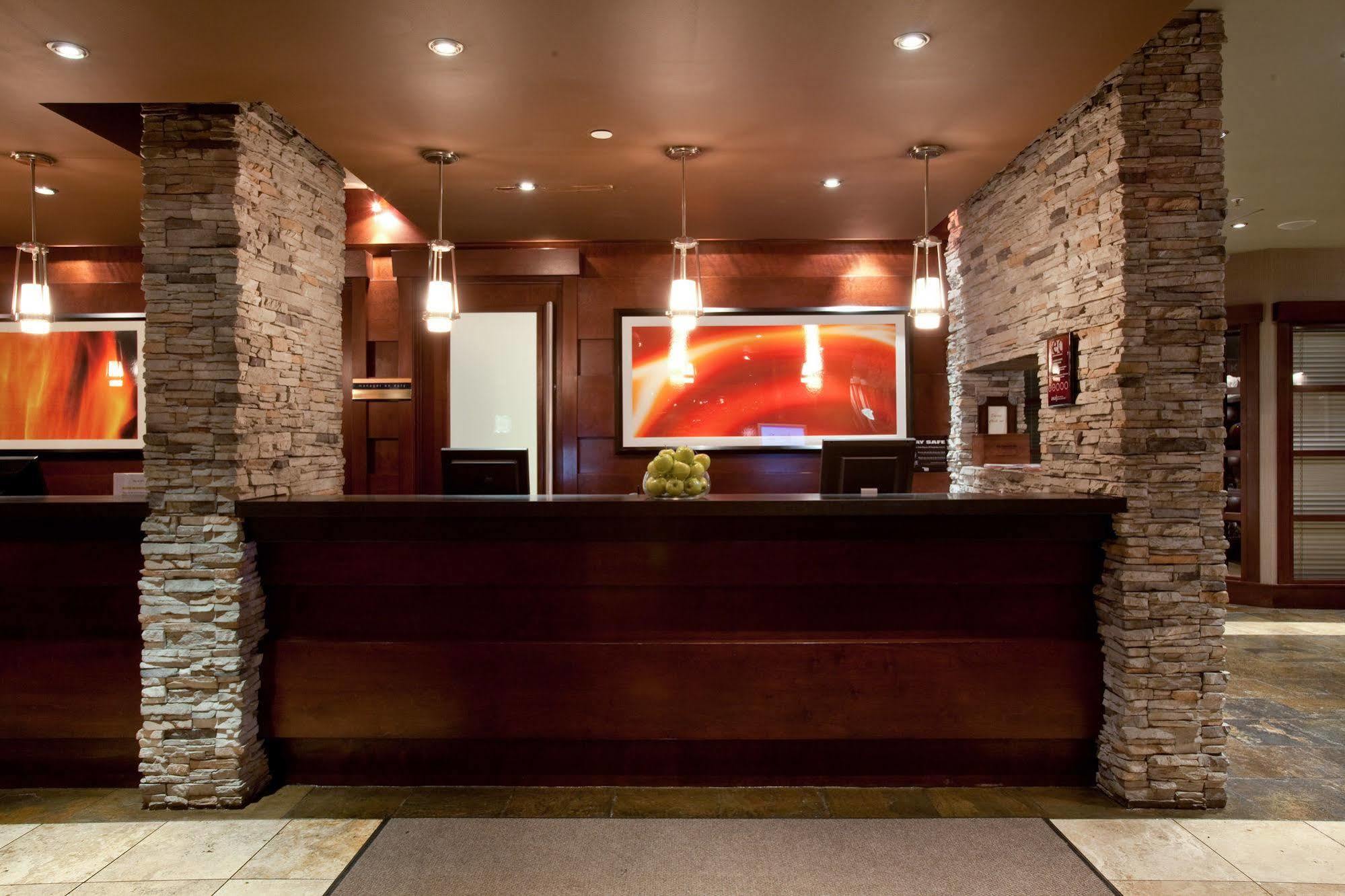 Sandman Hotel Edmonton West Luaran gambar